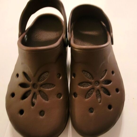 CLASSIC CROCS FULLY-MOLDED  - Picture 3 of 15